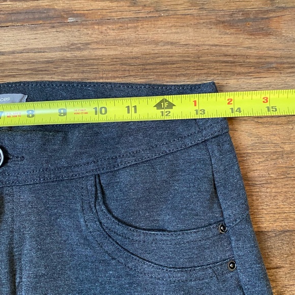 Maurices Small Short Grey Jeggings - Picture 10 of 14